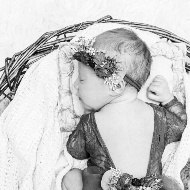 OMG!!! This family! This lifestyle newborn session was so PERFECT!